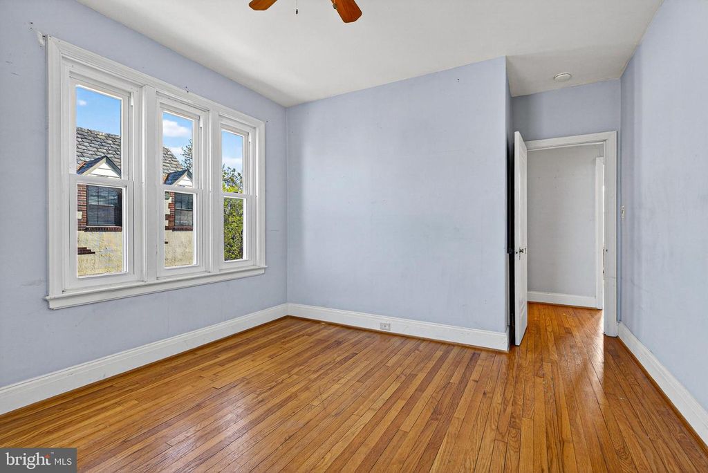 Image 14 of property listing at 3628 ELKADER RD, Baltimore, MD 21218