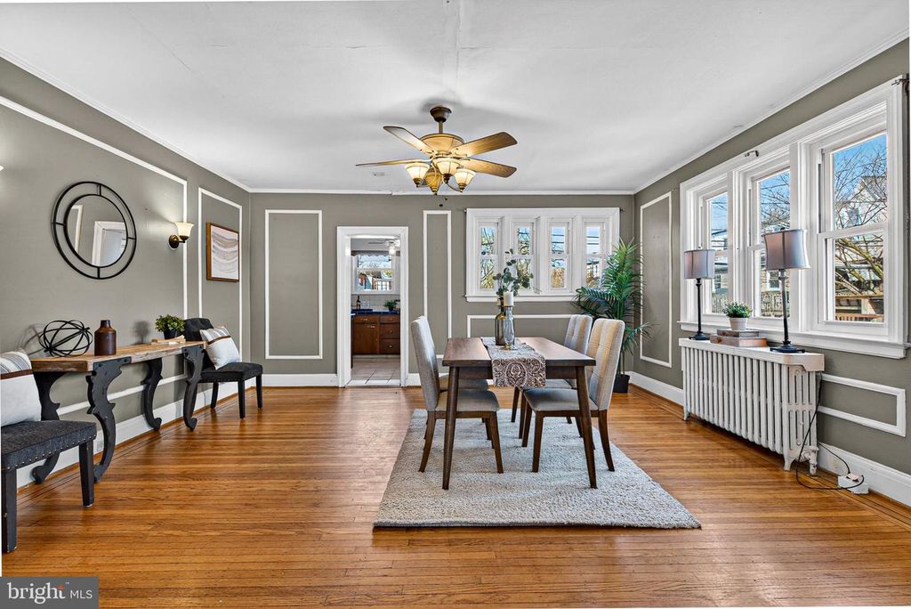 Image 3 of property listing at 3628 ELKADER RD, Baltimore, MD 21218