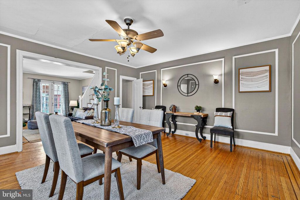 Image 7 of property listing at 3628 ELKADER RD, Baltimore, MD 21218