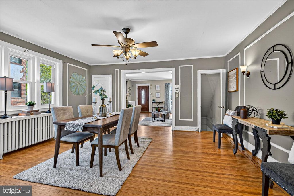 Image 8 of property listing at 3628 ELKADER RD, Baltimore, MD 21218