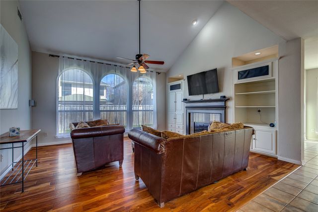 125 Clipper Court, Rockwall, TX 75032