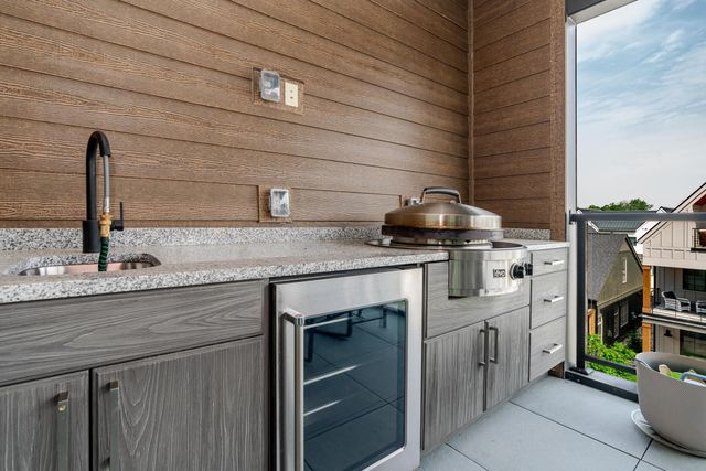 2891 Kobuk Drive, 301, Columbus, OH 43228