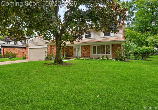 21430 Winchester Street, Southfield, MI 48076