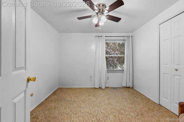 21430 Winchester Street, Southfield, MI 48076
