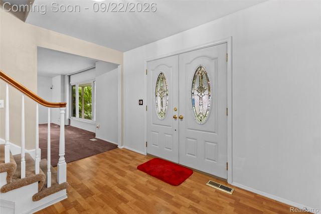21430 Winchester Street, Southfield, MI 48076