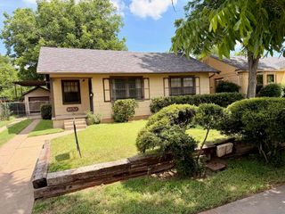 1652 DAYTON AVENUE, Wichita Falls, TX 76301