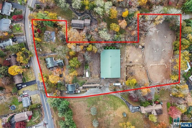 695 Ramapo Valley Road, Oakland, NJ 07436