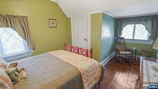 695 Ramapo Valley Road, Oakland, NJ 07436
