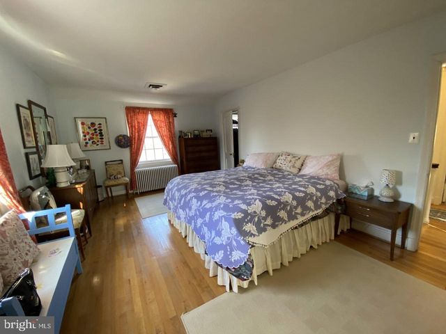 2618 EAST WEST HIGHWAY, Chevy Chase, MD 20815