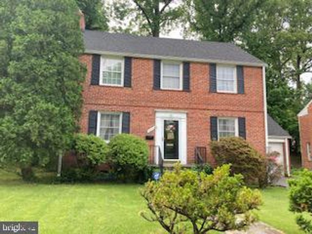 2618 EAST WEST HIGHWAY, Chevy Chase, MD 20815