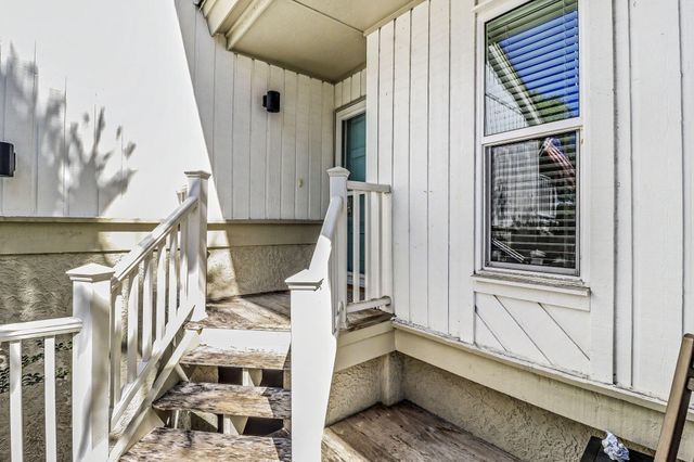 35 Back Court Court, Isle Of Palms, SC 29451