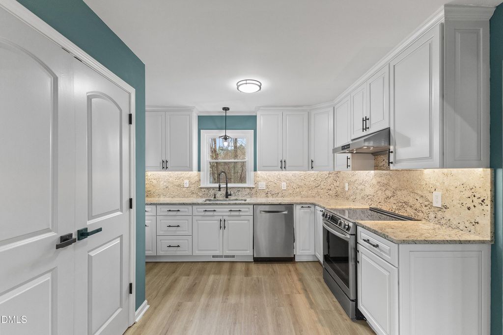 103 Bridgestone Court, Fuquay Varina, NC 27526