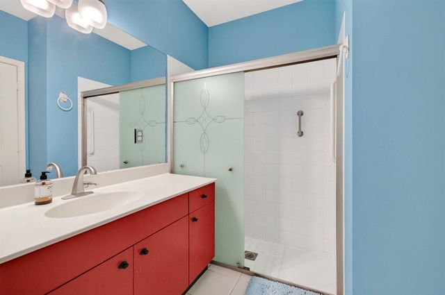 6374 Park Lake Circle, Boynton Beach, FL 33437