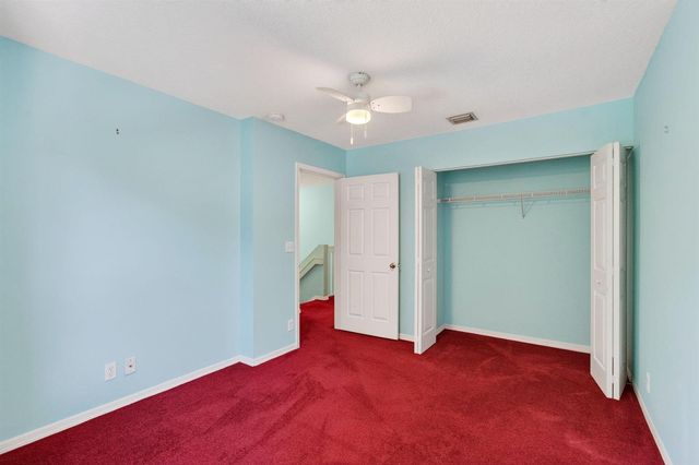6374 Park Lake Circle, Boynton Beach, FL 33437