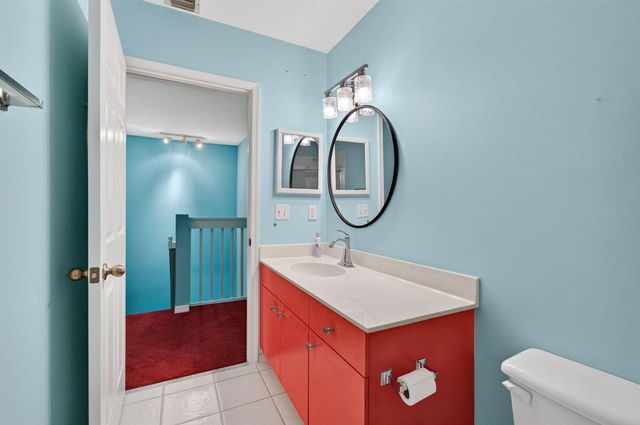 6374 Park Lake Circle, Boynton Beach, FL 33437