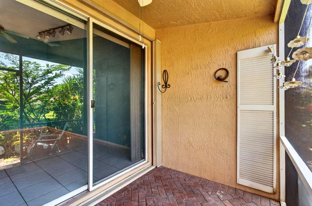 6374 Park Lake Circle, Boynton Beach, FL 33437