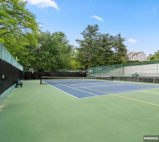 2 Fox Run Drive, Englewood, NJ 07631