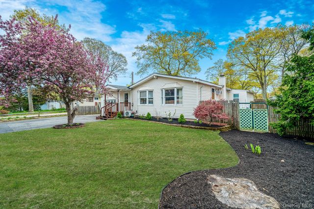 78 Division Street, Holtsville, NY 11742