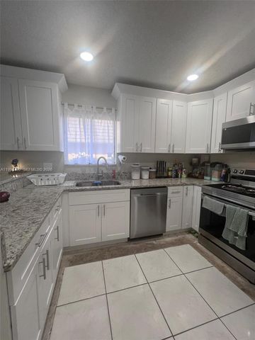 4681 Cherry Rd, West Palm Beach, FL 33417
