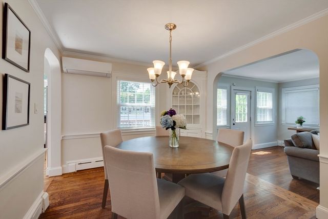 70 Berwick Pl, Norwood, MA 02062
