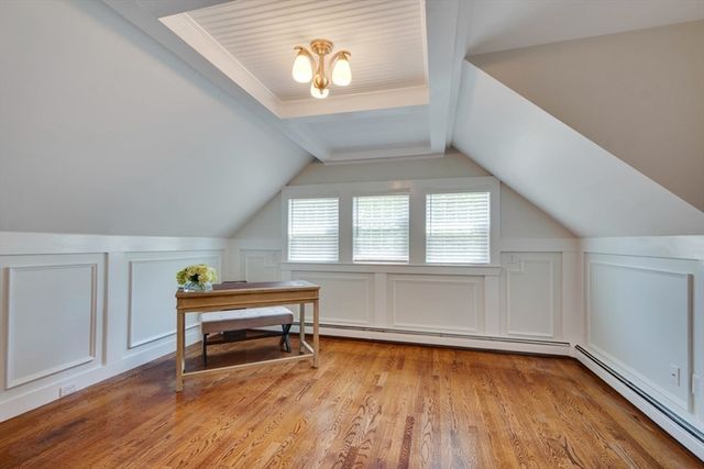 70 Berwick Pl, Norwood, MA 02062