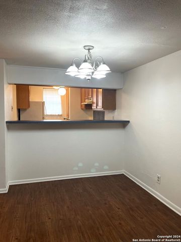 11015 Mount Boracho Dr Apt C, San Antonio, TX 78213