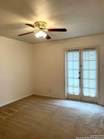 11015 Mount Boracho Dr Apt C, San Antonio, TX 78213