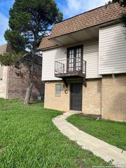 11015 Mount Boracho Dr Apt C, San Antonio, TX 78213