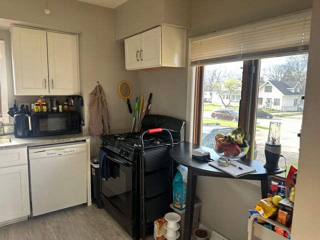 115 E Division Street, Villa Park, IL 60181