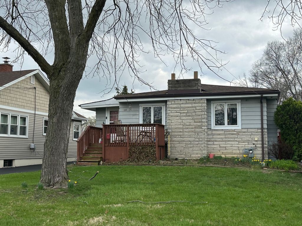 115 E Division Street, Villa Park, IL 60181