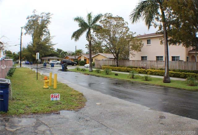 719 SW 7th Street 2, Hallandale Beach, FL 33009