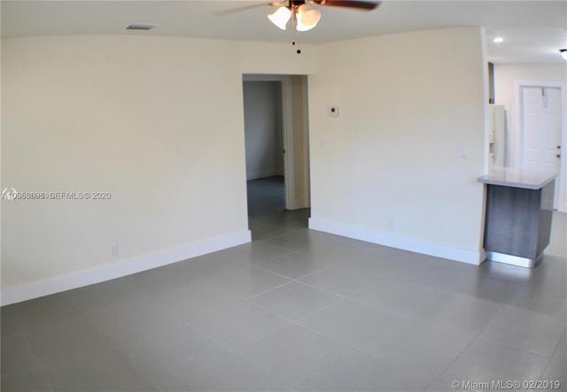 719 SW 7th Street 2, Hallandale Beach, FL 33009