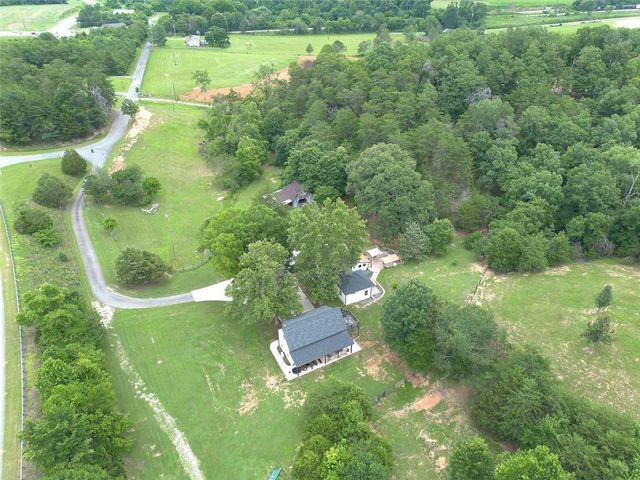182 Henry Mack Hill Road, Rydal, GA 30171