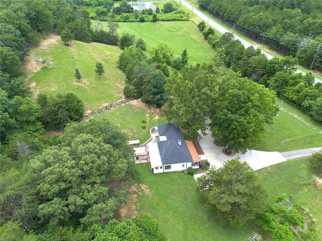 182 Henry Mack Hill Road, Rydal, GA 30171