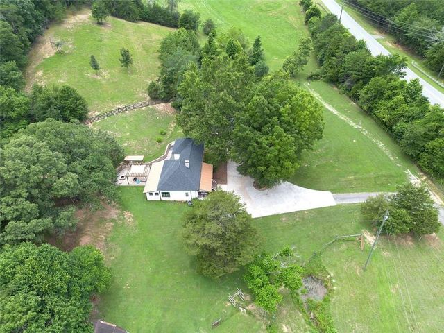 182 Henry Mack Hill Road, Rydal, GA 30171