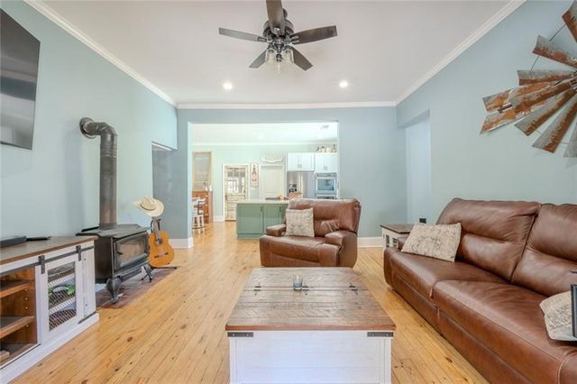 182 Henry Mack Hill Road, Rydal, GA 30171