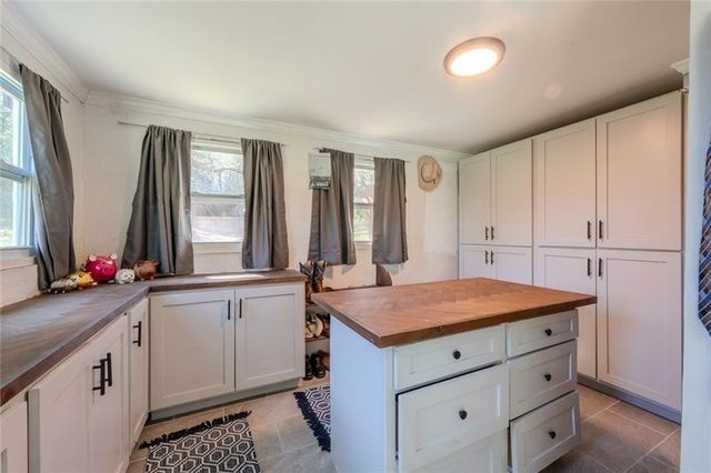 182 Henry Mack Hill Road, Rydal, GA 30171