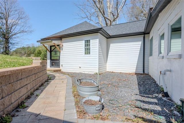182 Henry Mack Hill Road, Rydal, GA 30171