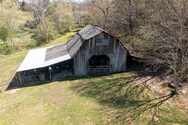 182 Henry Mack Hill Road, Rydal, GA 30171