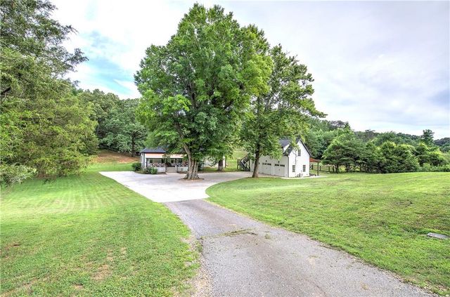 182 Henry Mack Hill Road, Rydal, GA 30171