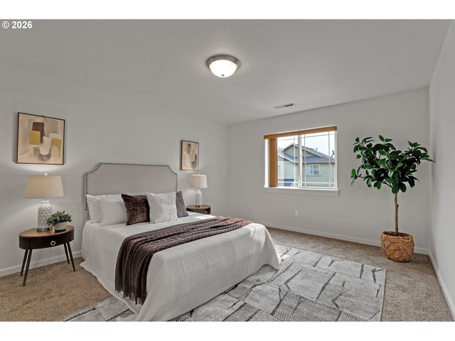 3853 Se 181ST Pl, Portland, OR 97236