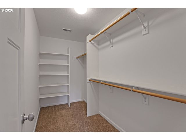 3853 Se 181ST Pl, Portland, OR 97236