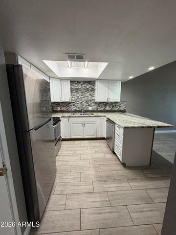 850 S RIVER Drive 1082, Tempe, AZ 85281