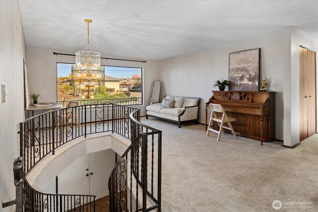 7916 19th St W, Tacoma, WA 98466