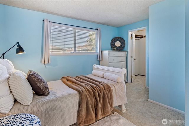 7916 19th St W, Tacoma, WA 98466