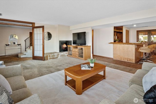 7916 19th St W, Tacoma, WA 98466