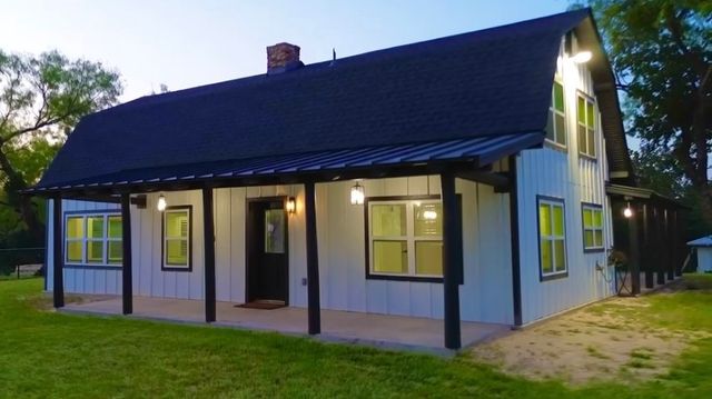 400 Timber Wild Drive, Weatherford, TX 76087