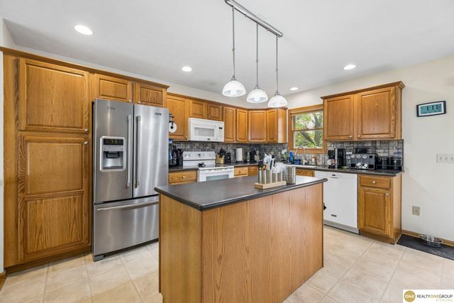 3600 S 83rd Street, Lincoln, NE 68506