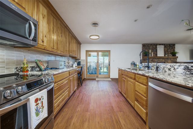 1406 Jackson Street, Bowie, TX 76230