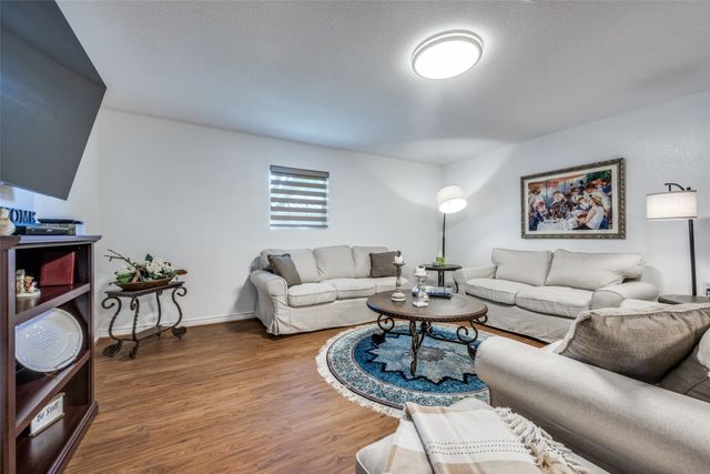 1406 Jackson Street, Bowie, TX 76230